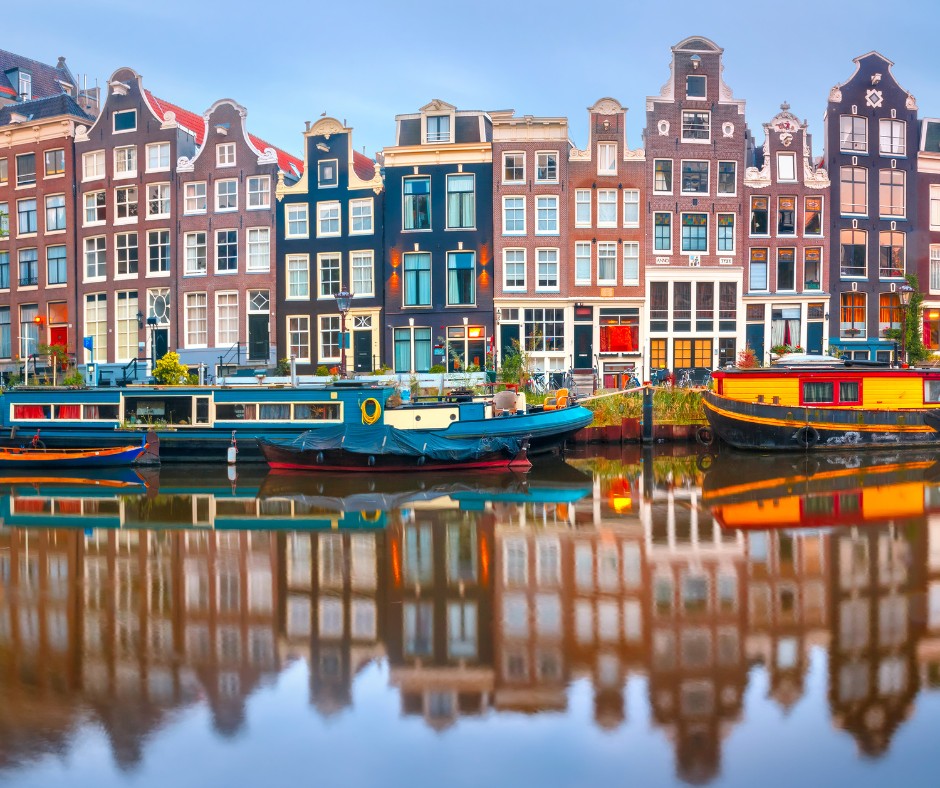 How Fame Crew works in Amsterdam