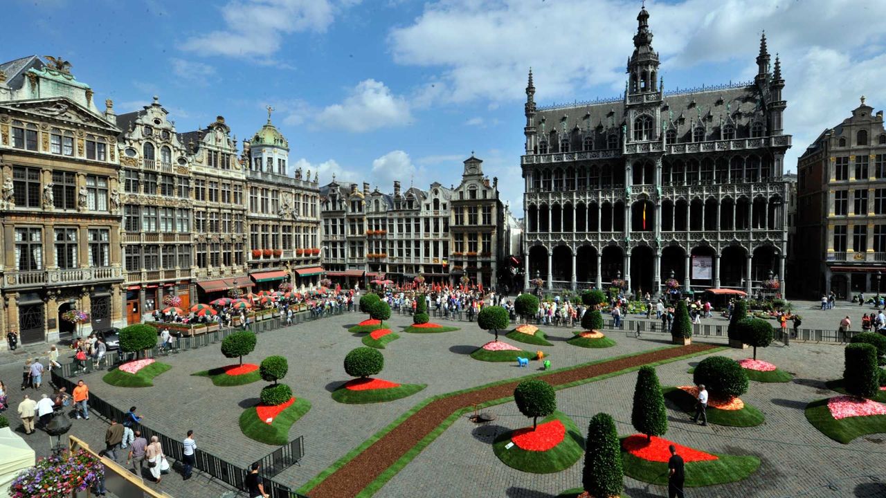 How Fame Crew works in Brussels