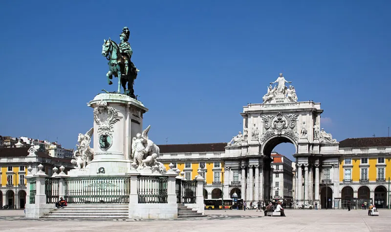 How Fame Crew works in Lisbon