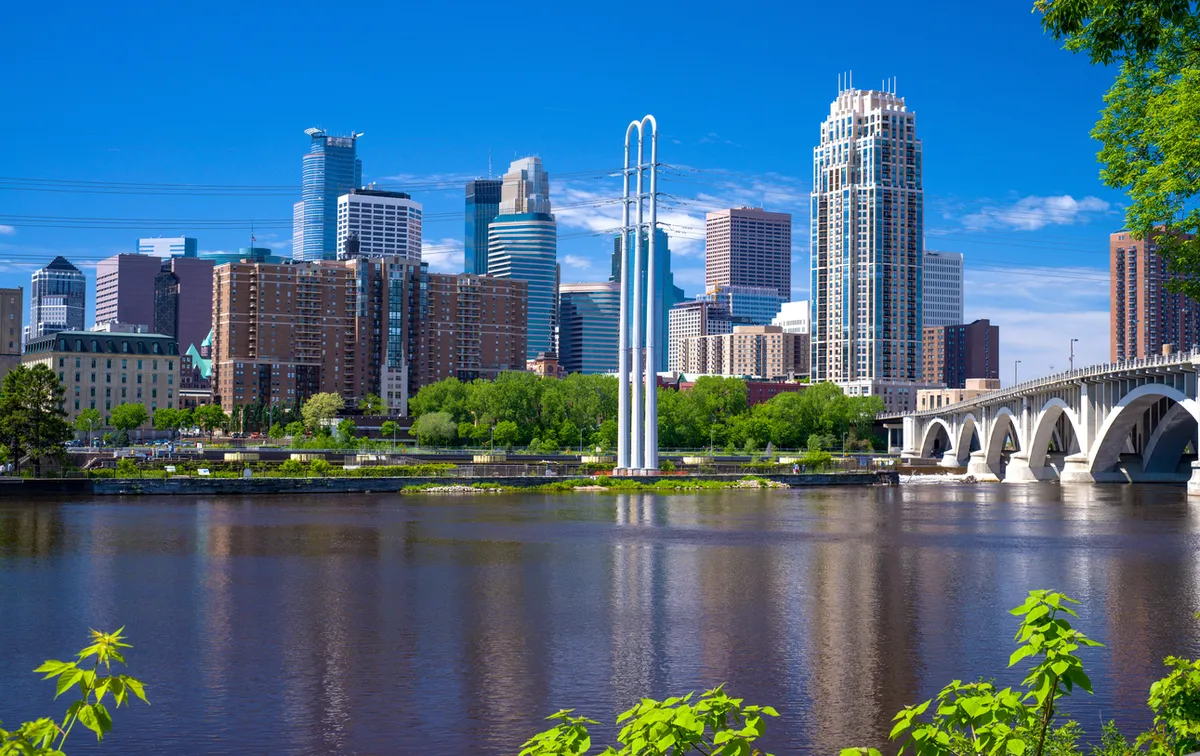 How Fame Crew works in Minneapolis