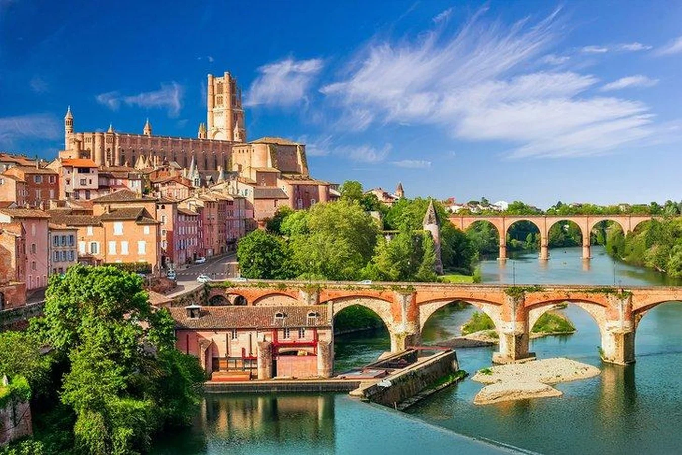 How Fame Crew works in Toulouse