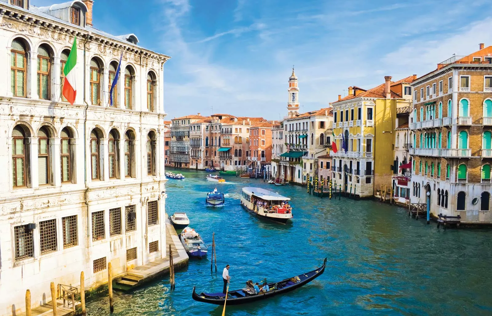 How Fame Crew works in Venice