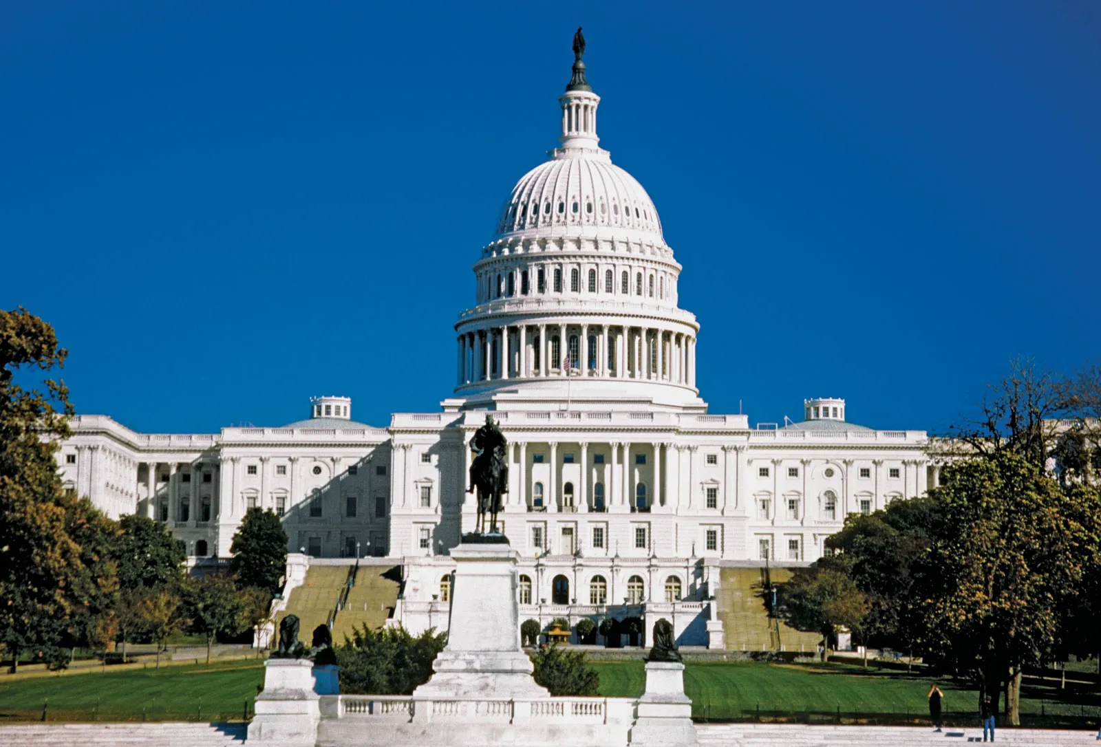 How Fame Crew works in Washington
